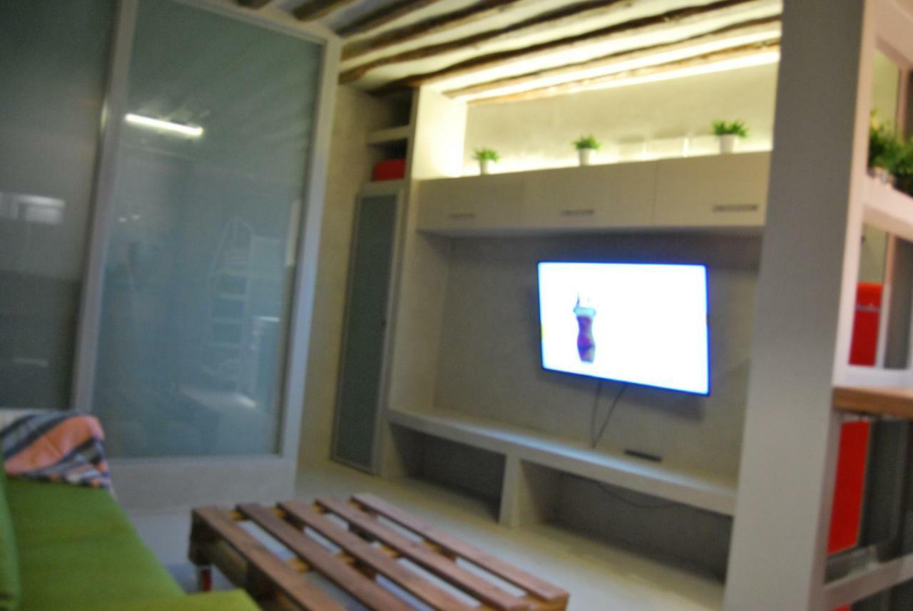 Apartamento Nao Malasana - Gran Via Madrid Exterior photo